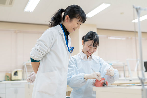 歯科衛生士養成学校